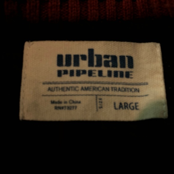 Urban Pipeline Pullover Sweater Size Large - Picture 3 of 3